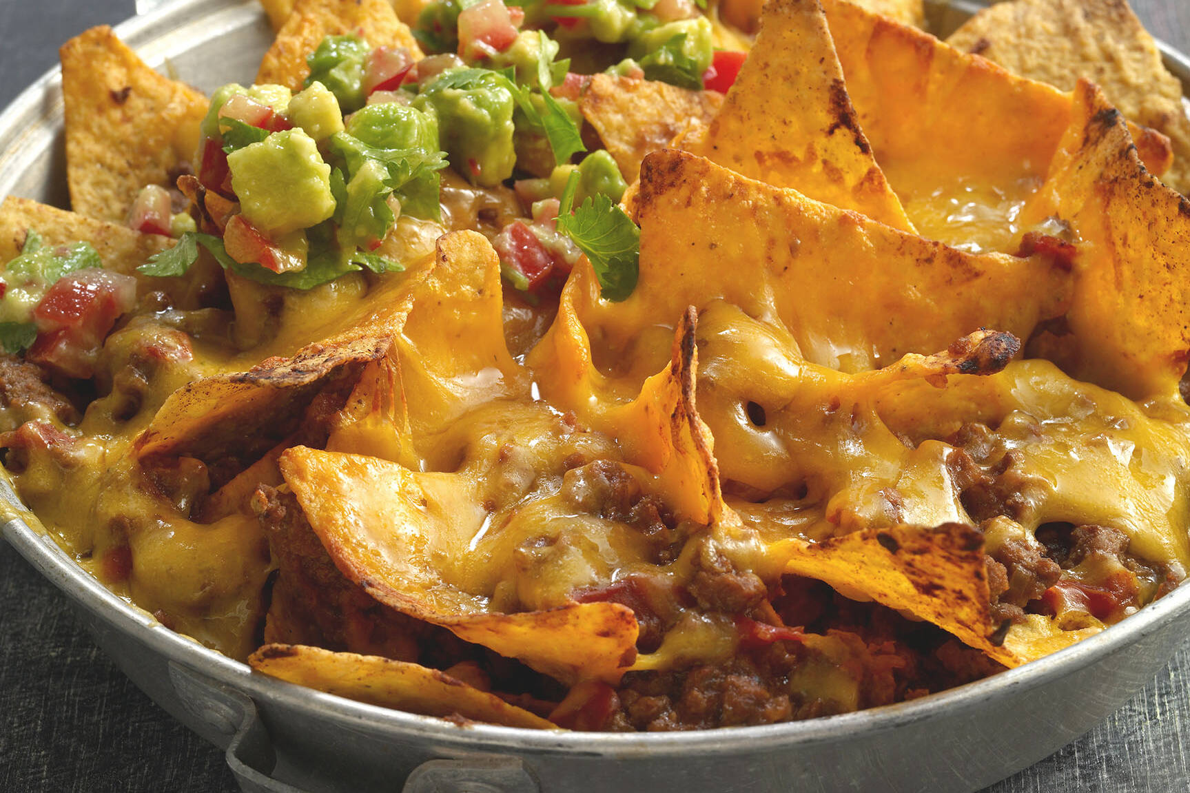 Nacho-Teller mit Rind und Avocadosalsa Rezept | Küchengötter Nacho-Teller mit Rind und Avocadosalsa Rezept | Küchengötter