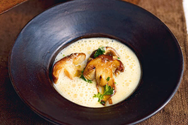 Kartoffelsuppe mit gebratenen Steinpilzen Rezept | Küchengötter Kartoffelsuppe mit gebratenen Steinpilzen Rezept | Küchengötter