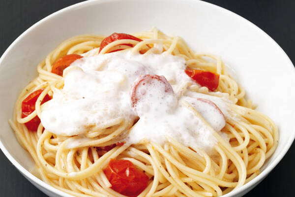 Spaghetti mit Tomaten und Limettenschaum Rezept | Küchengötter Spaghetti mit Tomaten und Limettenschaum Rezept | Küchengötter