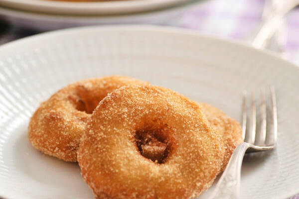 Apfelkücherl mit Zimtzucker Rezept | Küchengötter Apfelkücherl mit Zimtzucker Rezept | Küchengötter