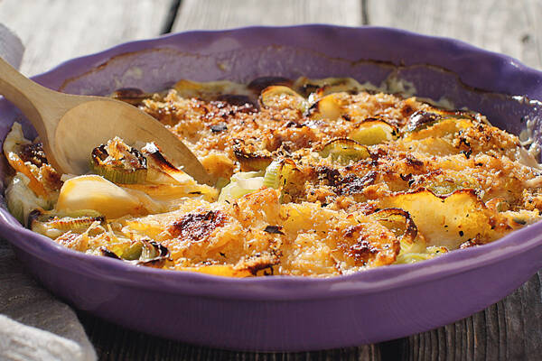 Steckrübengratin mit Bröseln Rezept | Küchengötter Steckrübengratin mit Bröseln Rezept | Küchengötter