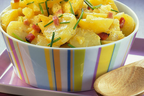 Würziger Kartoffelsalat mit Speck Rezept | Küchengötter