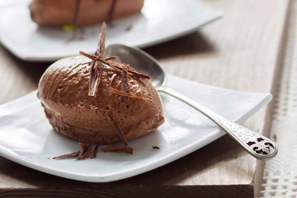 Mousse au chocolat mit Rum Rezept | Küchengötter Mousse au chocolat mit Rum Rezept | Küchengötter