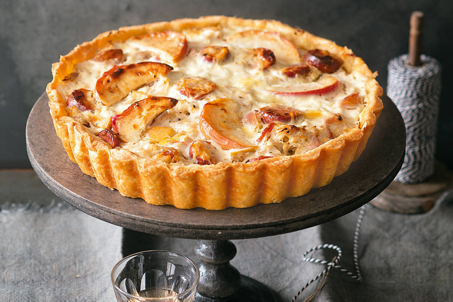 Sauerkraut-Quiche Rezept | Küchengötter Sauerkraut-Quiche Rezept | Küchengötter