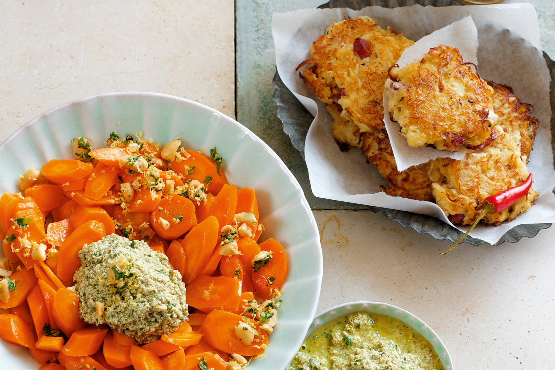 Möhren mit Tofu-Bärlauch-Creme Rezept | Küchengötter Möhren mit Tofu-Bärlauch-Creme Rezept | Küchengötter