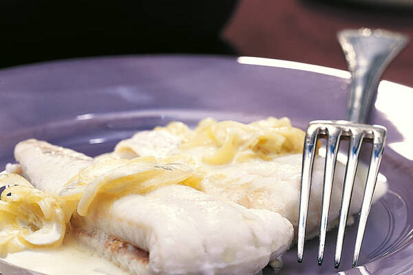 Seezungenfilets mit Weißweinsauce Rezept | Küchengötter Seezungenfilets mit Weißweinsauce Rezept | Küchengötter