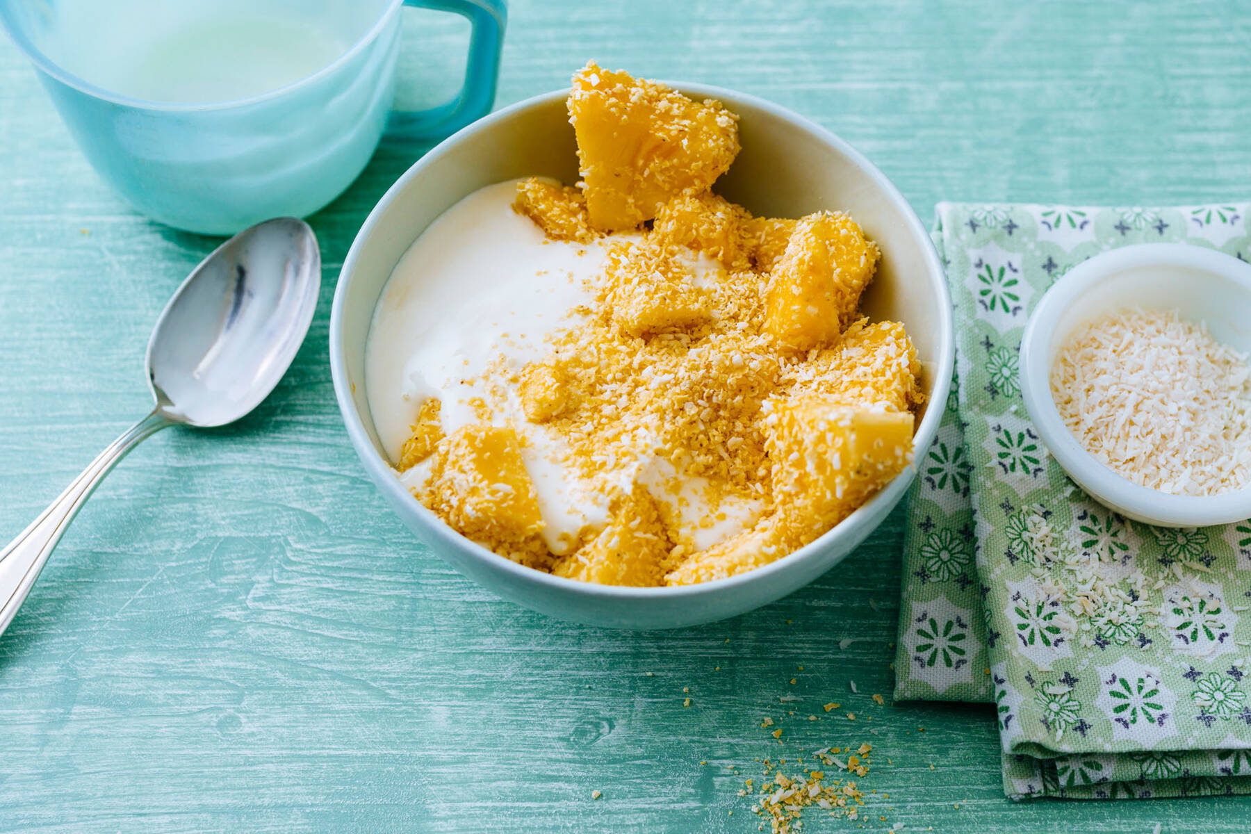 Hirse-Kokos-Müsli Rezept (glutenfrei) | Küchengötter Hirse-Kokos-Müsli Rezept (glutenfrei) | Küchengötter