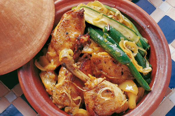 Huhn-Zucchini-Tajine Rezept | Küchengötter Huhn-Zucchini-Tajine Rezept | Küchengötter