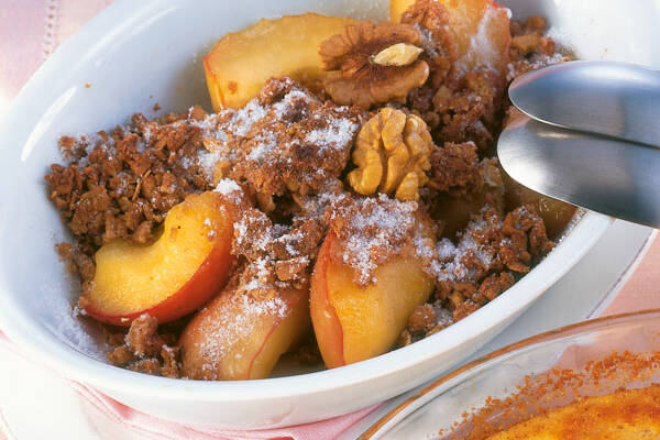 Gebackene Äpfel mit Zimt-Streuseln Rezept | Küchengötter