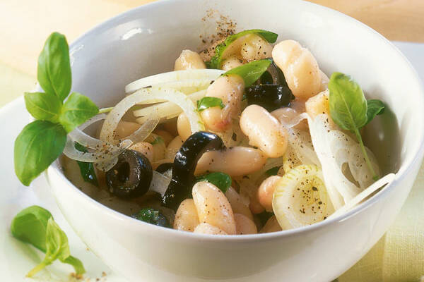 Cholesterinarmer weißer Bohnensalat Rezept | Küchengötter Cholesterinarmer weißer Bohnensalat Rezept | Küchengötter