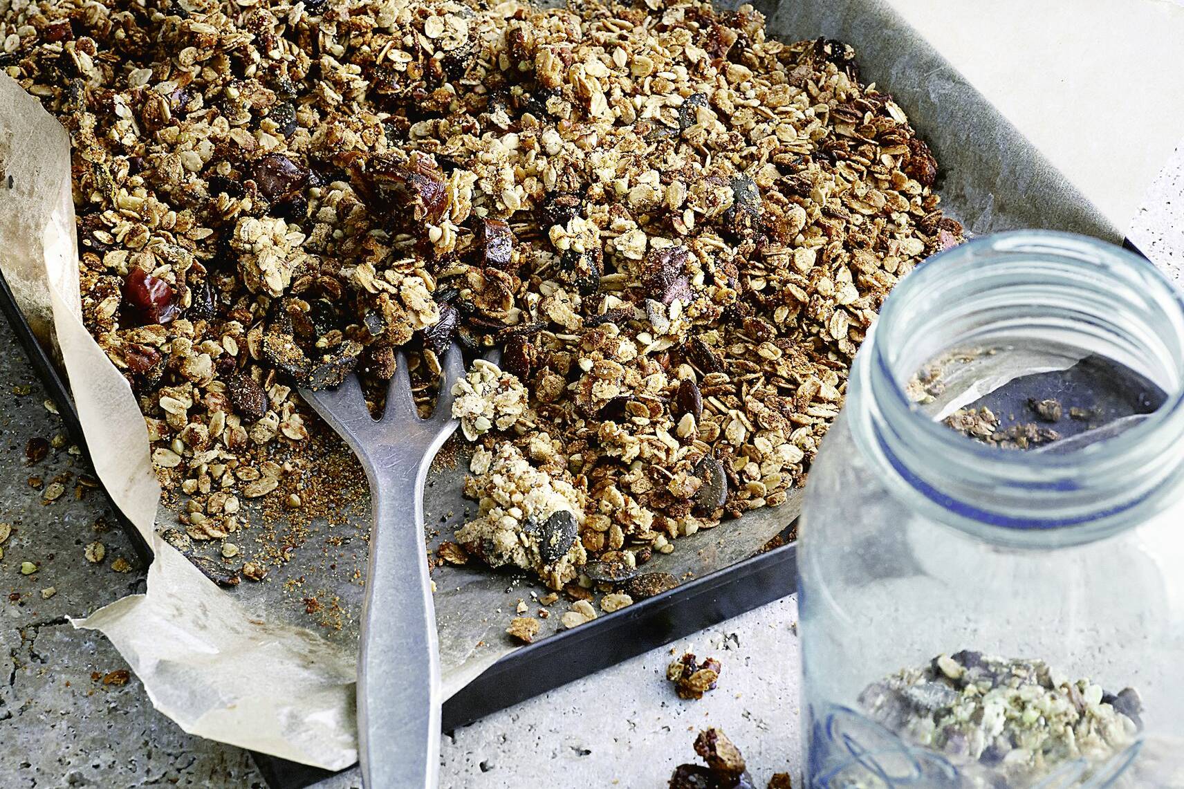 Crunchy Pekan-Granola – Knuspermüsli Rezept | Küchengötter