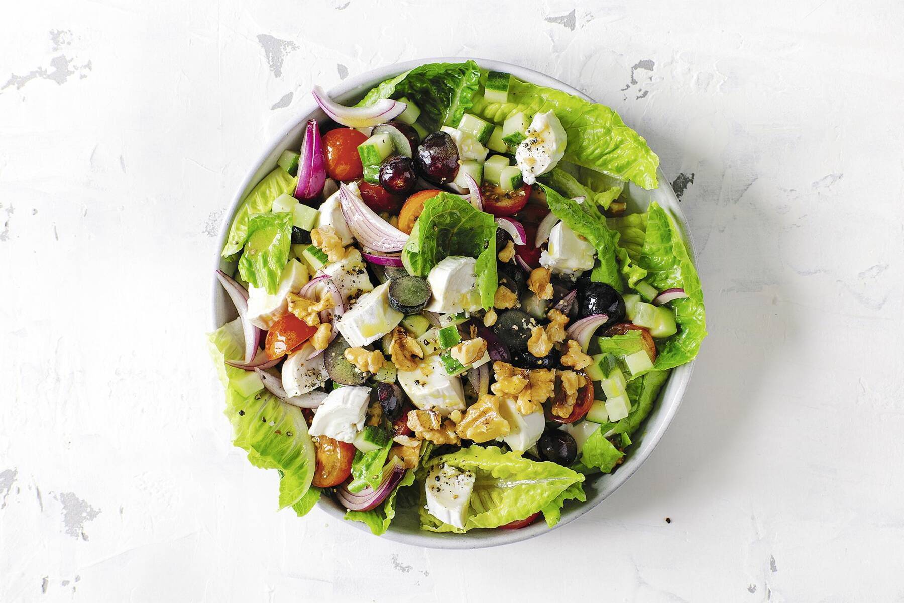 Salat mit Ziegenkäse, Trauben und Walnüssen Rezept | Küchengötter Salat mit Ziegenkäse, Trauben und Walnüssen Rezept | Küchengötter