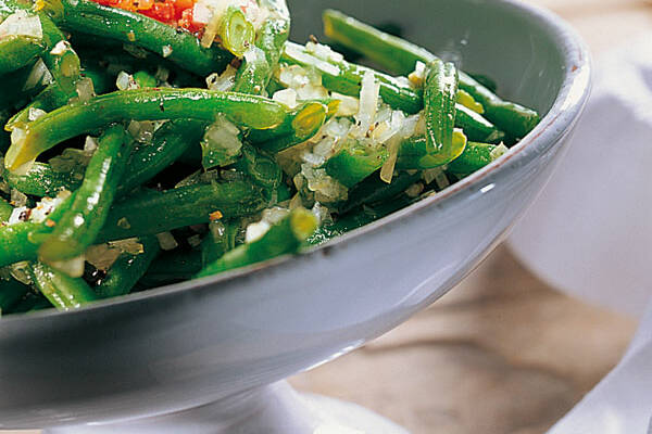 Grüner Bohnensalat mit Speck Rezept | Küchengötter
