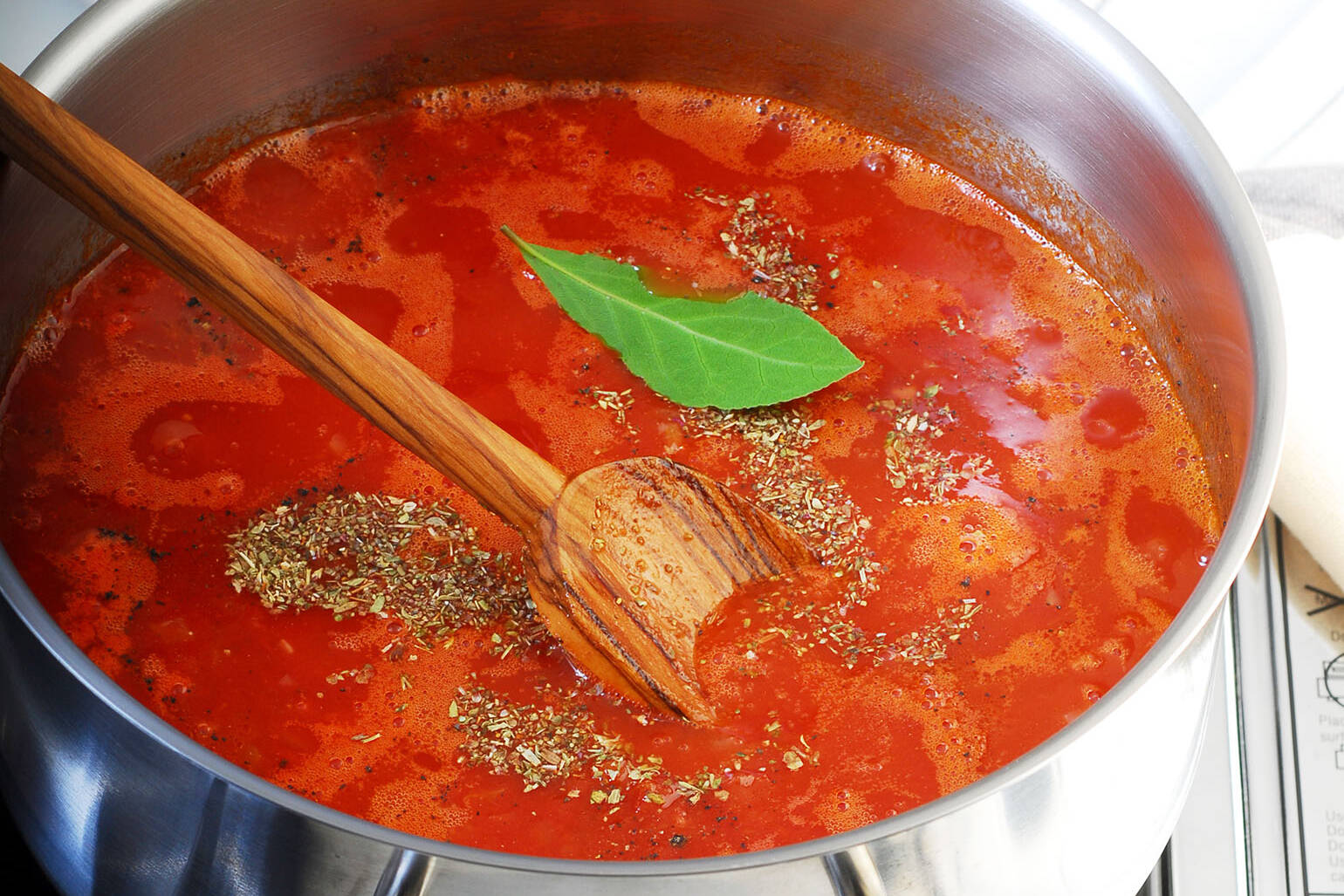 Grundrezept für die perfekte Tomatensauce! | Küchengötter