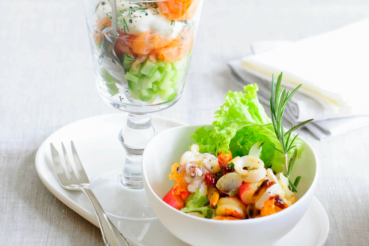 Räucherlachs-Gurken-Salat Rezept | Küchengötter