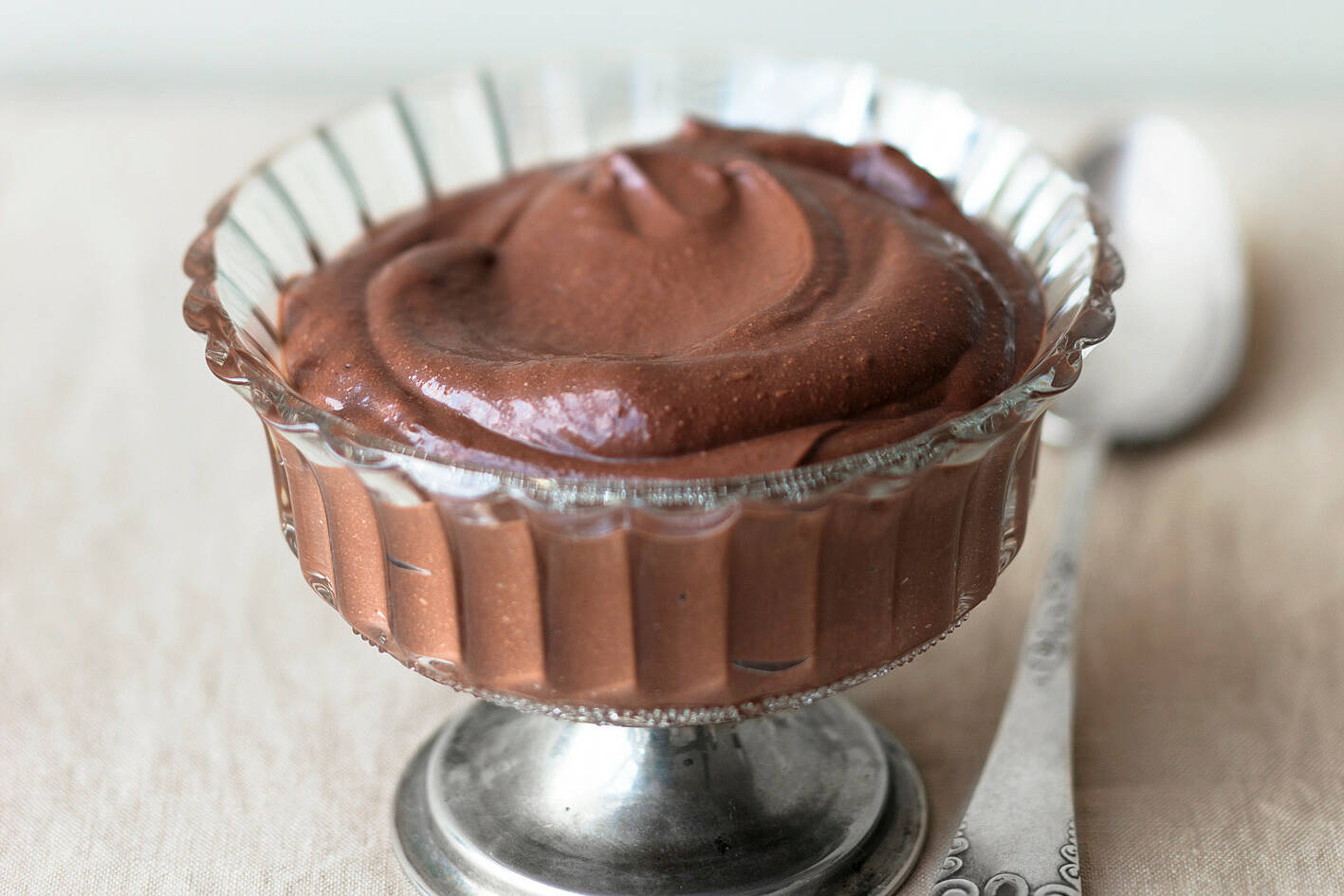 Chili-Tonka-Mousse aus Bitterschokolade und Seidentofu Rezept ... Chili-Tonka-Mousse aus Bitterschokolade und Seidentofu Rezept ...