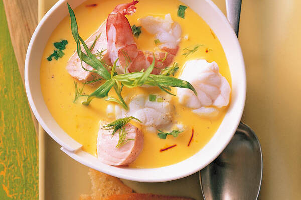 Fischsuppe mit Fenchel und Safran Rezept | Küchengötter Fischsuppe mit Fenchel und Safran Rezept | Küchengötter