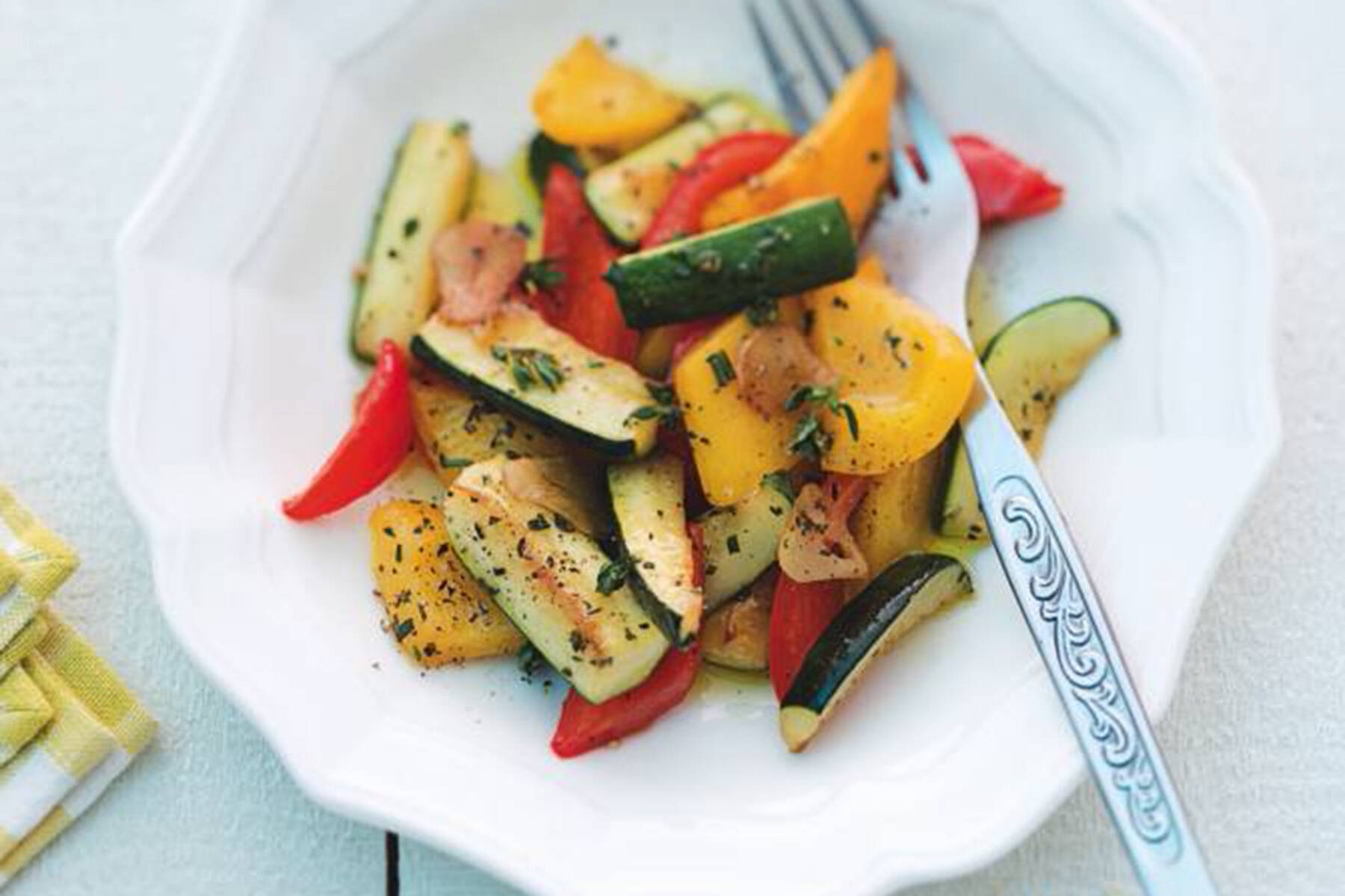 Zucchini-Paprika-Gemüse Rezept | Küchengötter