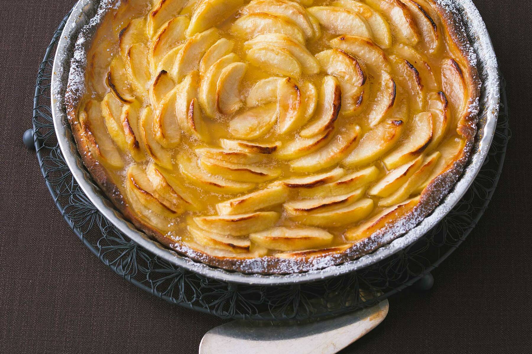 Klassischer Apfelkuchen aus Hefeteig Rezept | Küchengötter