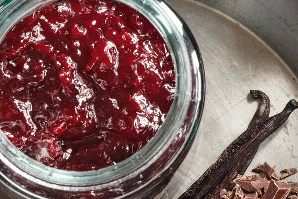 Sauerkirschkonfitüre mit Vanille Rezept | Küchengötter Sauerkirschkonfitüre mit Vanille Rezept | Küchengötter