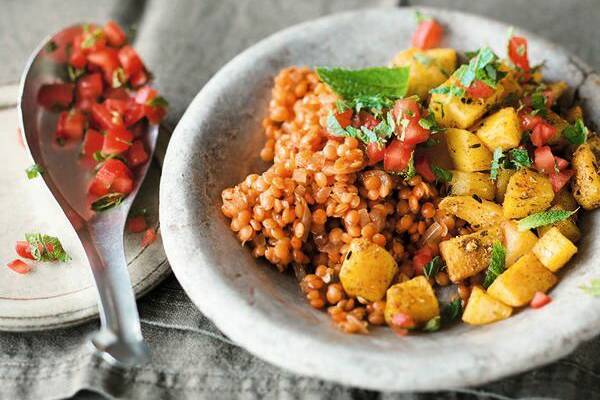 Gewürzkartoffeln mit Linsen Rezept | Küchengötter Gewürzkartoffeln mit Linsen Rezept | Küchengötter