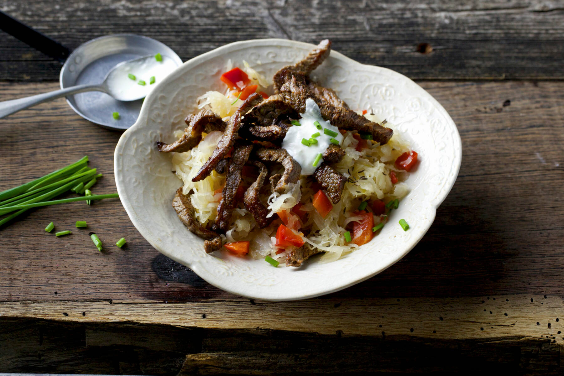 Rinderpfanne mit Sauerkraut Rezept | Küchengötter Rinderpfanne mit Sauerkraut Rezept | Küchengötter