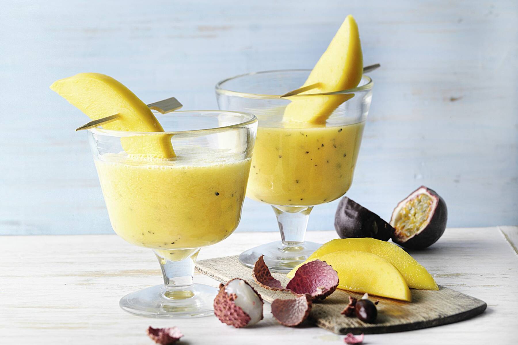 Exotischer Mai Smoothie Mit Waldmeister - Rezepte Suchen Exotischer Mai Smoothie Mit Waldmeister - Rezepte Suchen