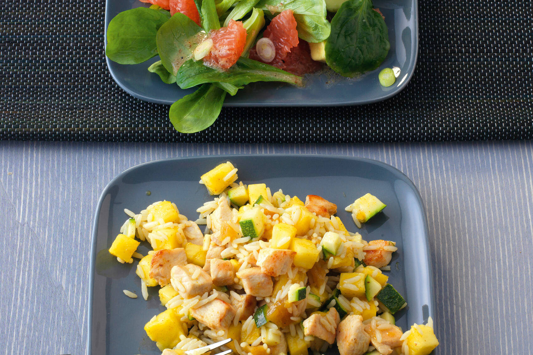 Hähnchenbrustsalat mit Zucchini Rezept | Küchengötter Hähnchenbrustsalat mit Zucchini Rezept | Küchengötter