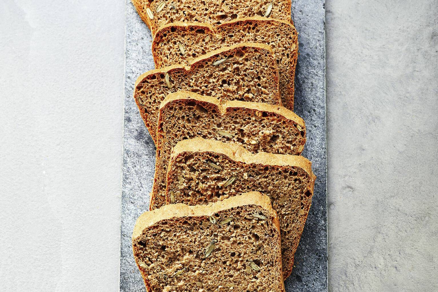 Das einfachste Vollkornbrot der Welt Rezept | Küchengötter