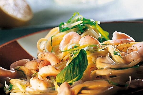 Spaghetti mit Zitronensahne und Garnelen Rezept | Küchengötter