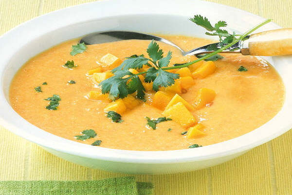 Mango-Möhren-Suppe Rezept | Küchengötter Mango-Möhren-Suppe Rezept | Küchengötter
