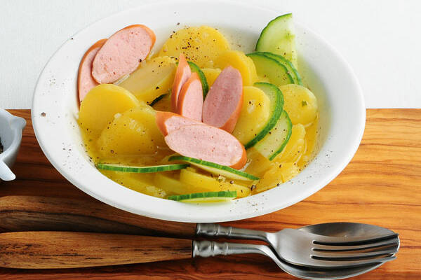 Kartoffelsalat mit Würstchen Rezept | Küchengötter