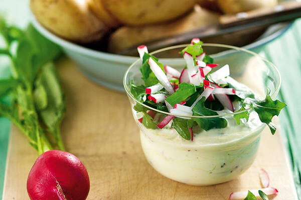Fruhkartoffeln Mit Radieschenquark Rezept Kuchengotter