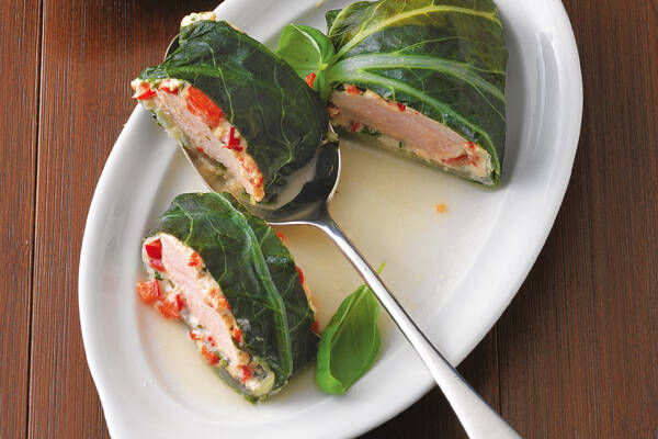 Huhn im Mangoldblatt Rezept | Küchengötter Huhn im Mangoldblatt Rezept | Küchengötter