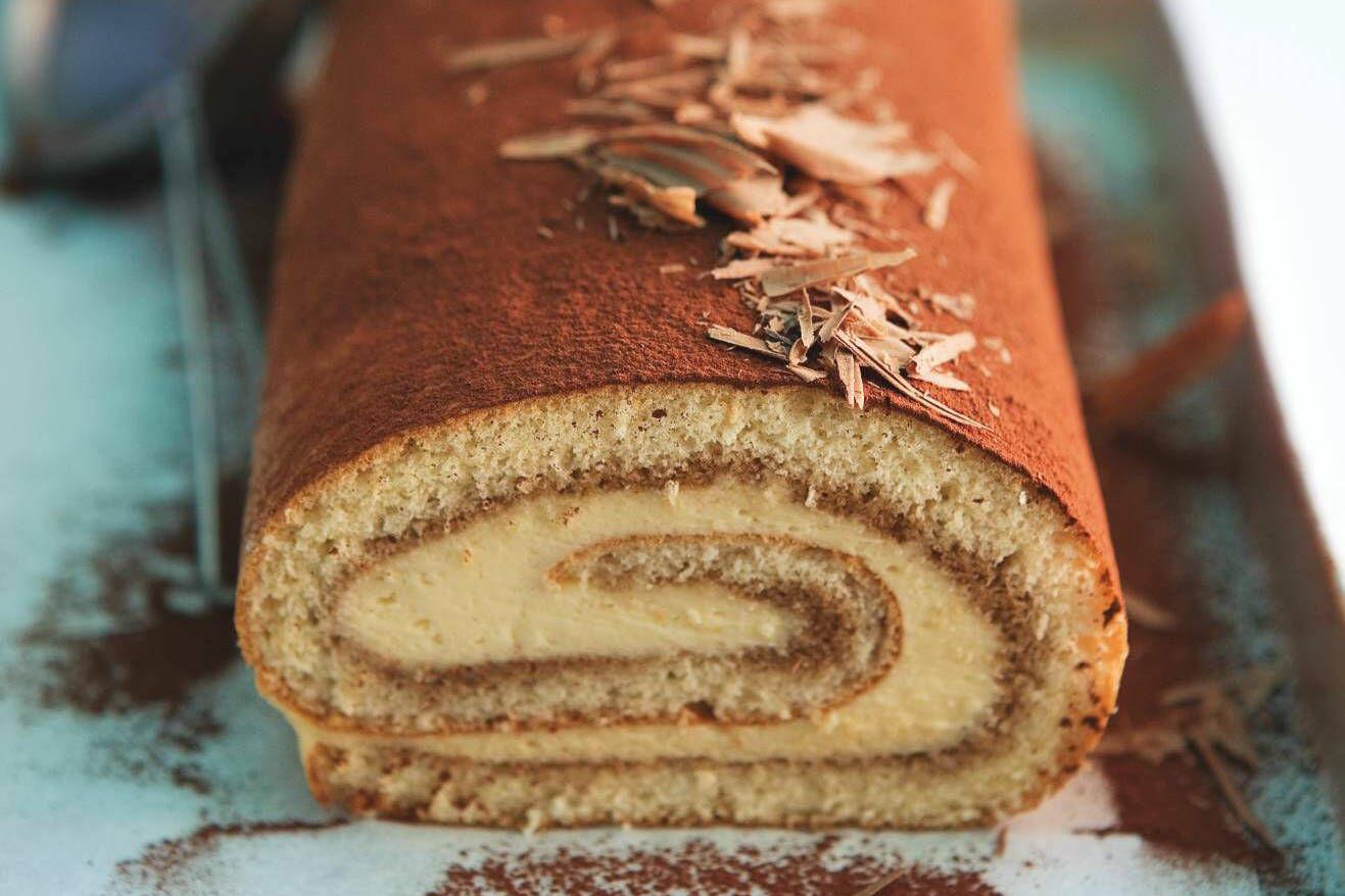 Tiramisu-Roulade Rezept | Küchengötter Tiramisu-Roulade Rezept | Küchengötter