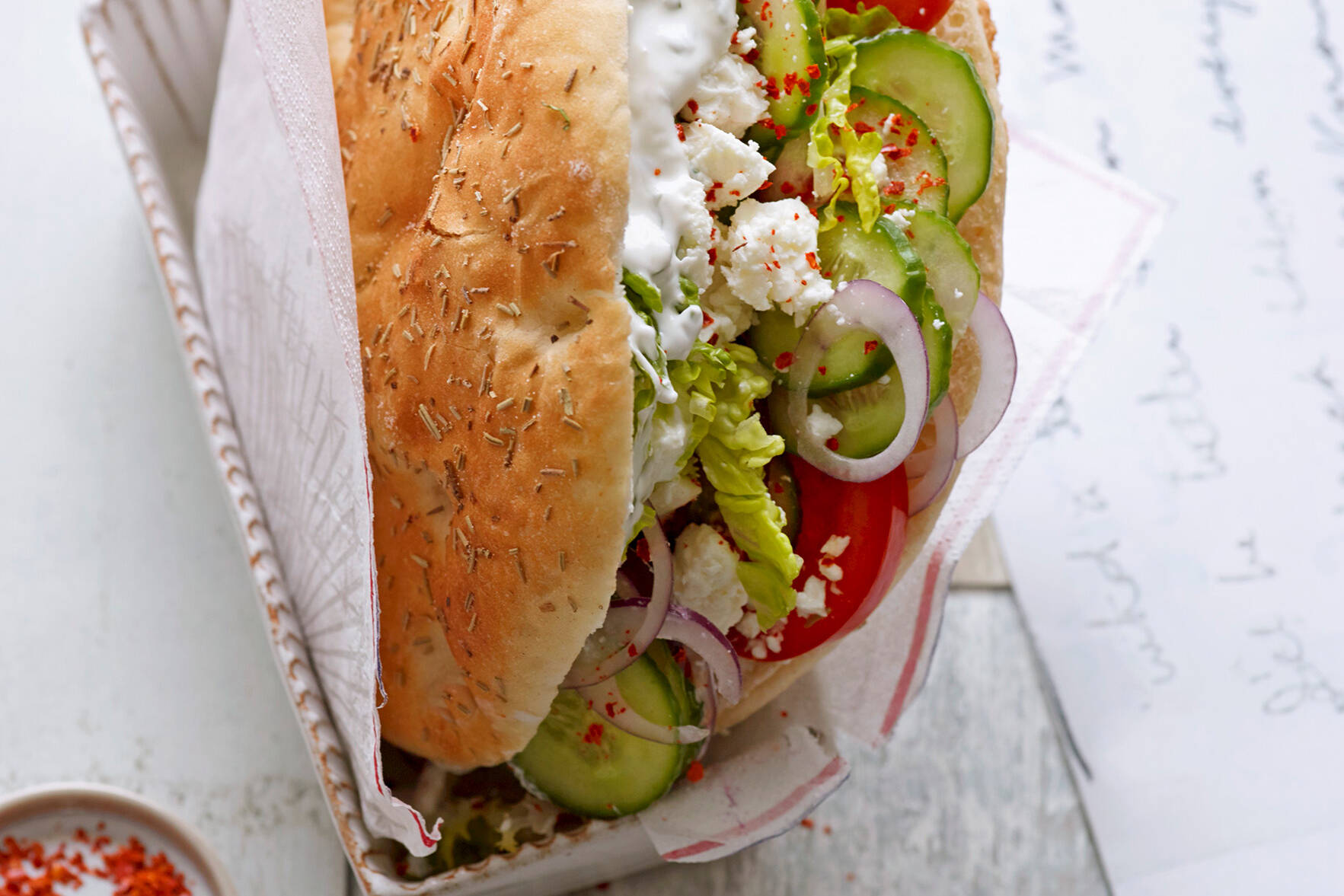 Vegetarischer Döner mit Feta Rezept | Küchengötter