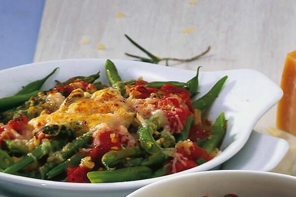 Überbackene grüne Bohnen mit Tomatensauce Rezept | Küchengötter Überbackene grüne Bohnen mit Tomatensauce Rezept | Küchengötter