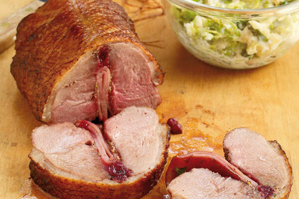 Rollbraten von der Gänsebrust Rezept | Küchengötter Rollbraten von der Gänsebrust Rezept | Küchengötter