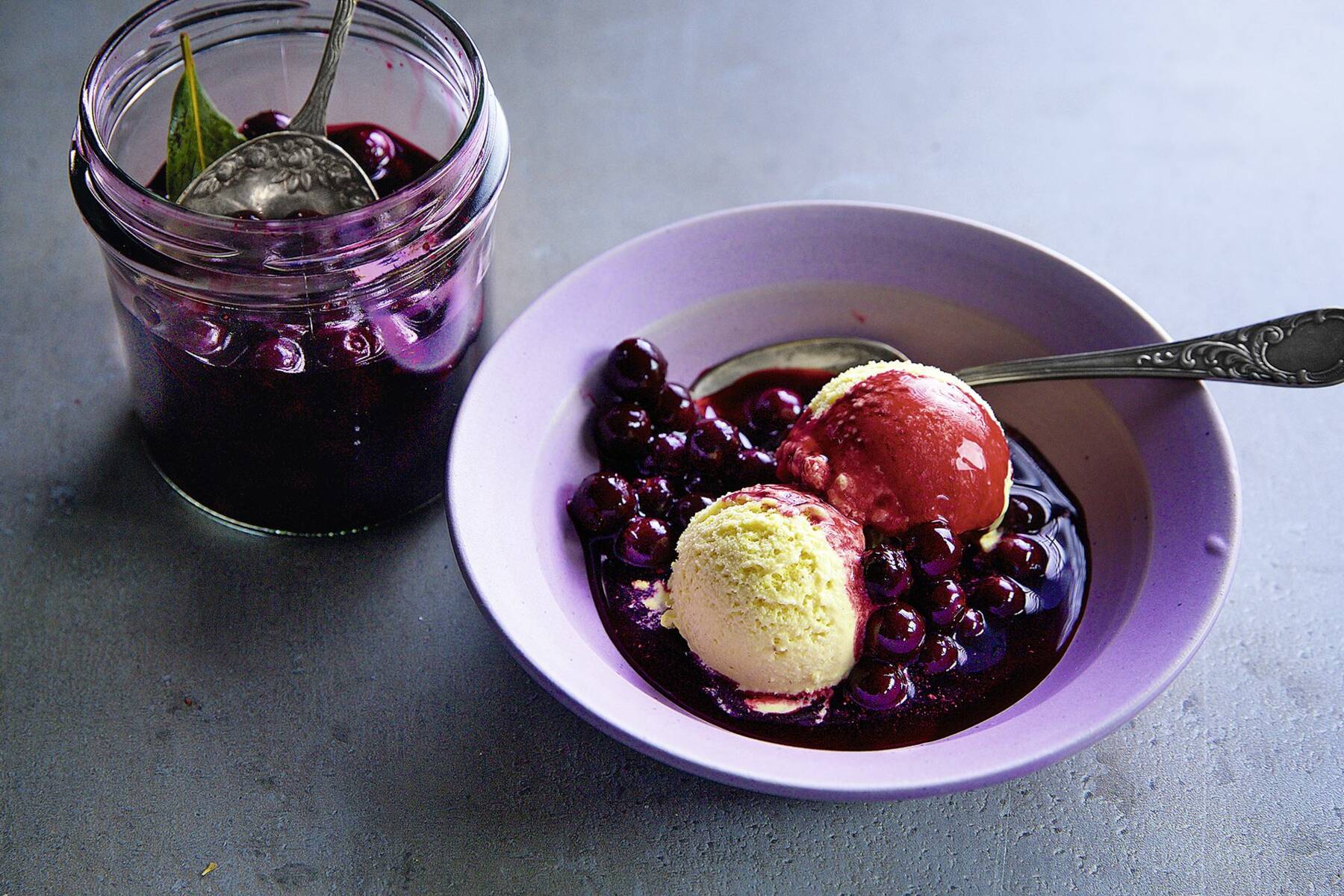 Eingelegte Johannisbeeren in Rotwein Rezept | Küchengötter Eingelegte Johannisbeeren in Rotwein Rezept | Küchengötter