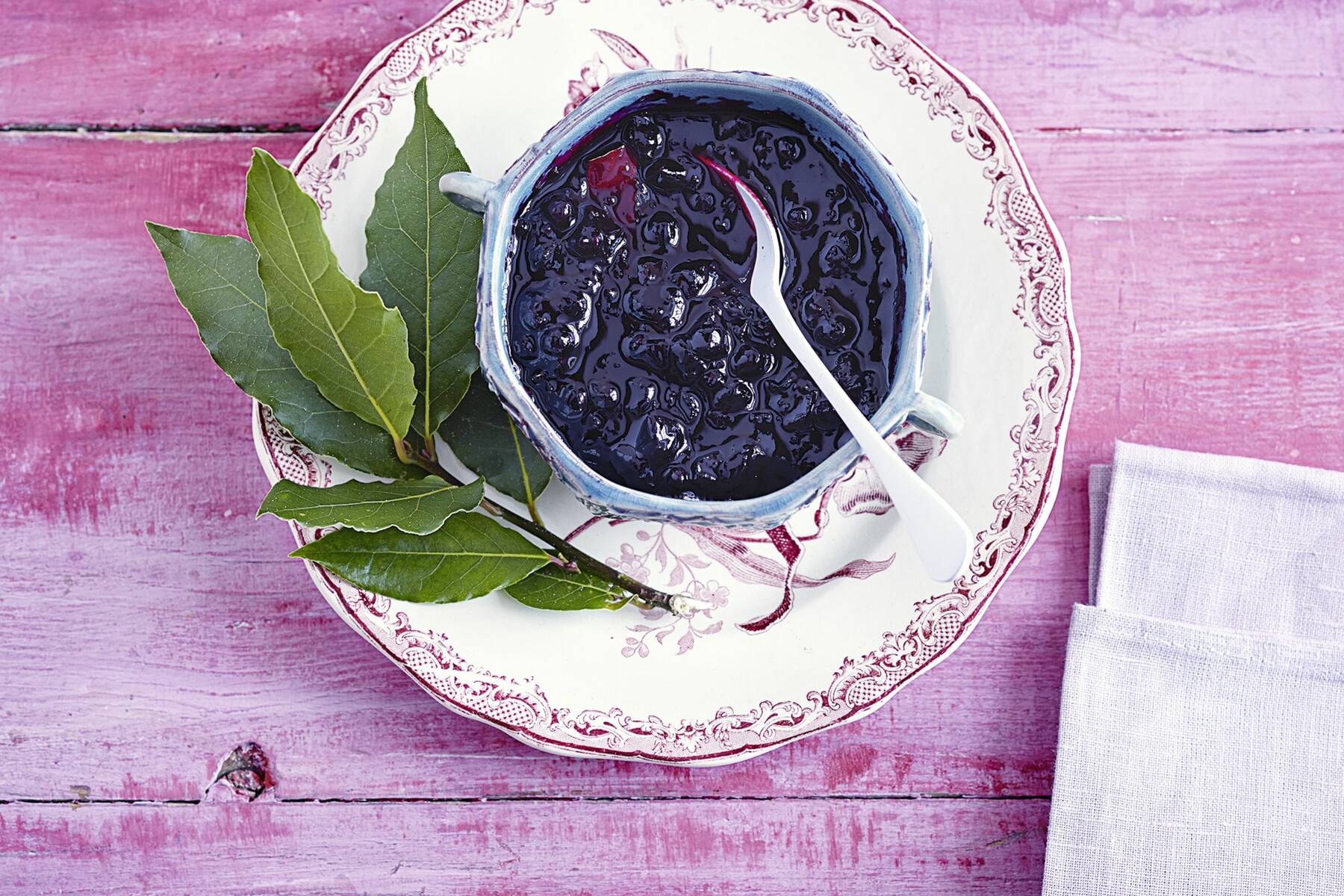 Schwarze Johannisbeerkonfiture Mit Lorbeer Rezept Kuchengotter