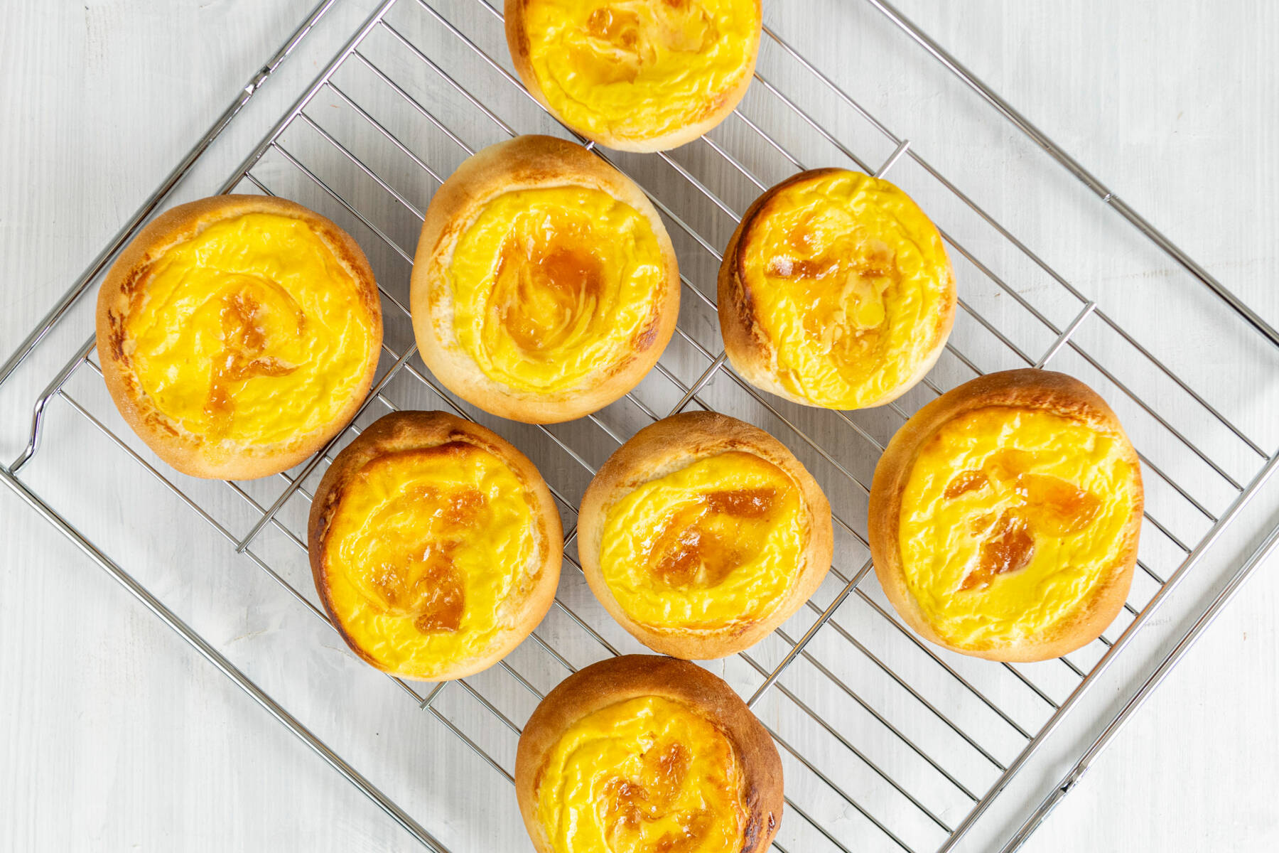 Watrushki - Rezept für russische Hefeküchlein | Küchengötter