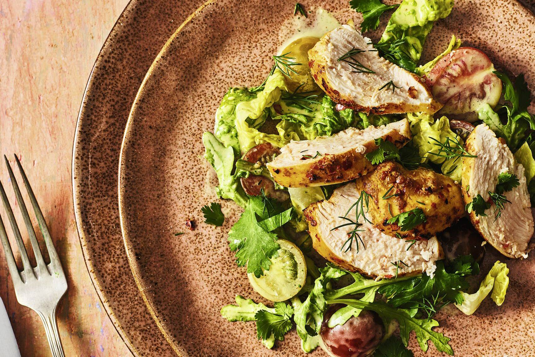 Salat mit Korianderhähnchen Rezept | Küchengötter Salat mit Korianderhähnchen Rezept | Küchengötter