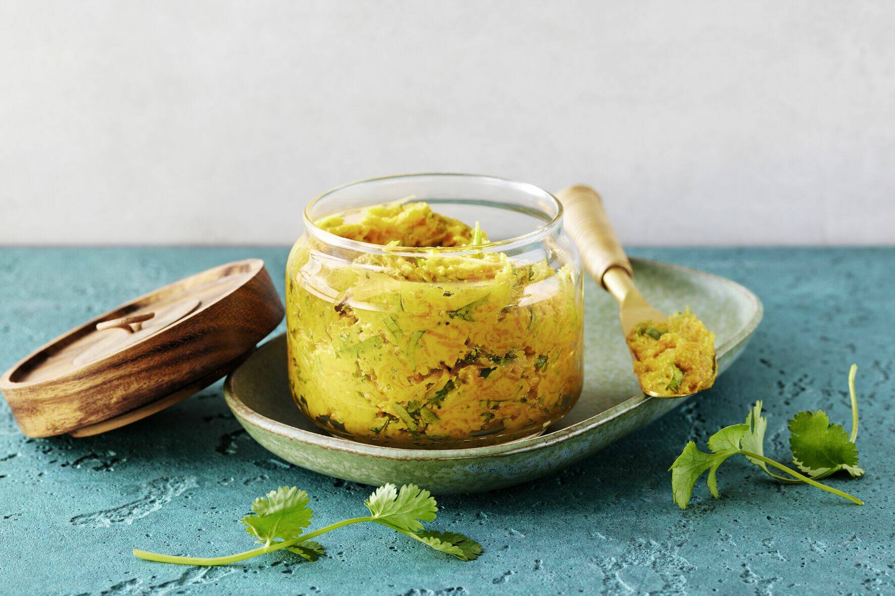 Möhrenbutter mit Koriander Rezept | Küchengötter Möhrenbutter mit Koriander Rezept | Küchengötter