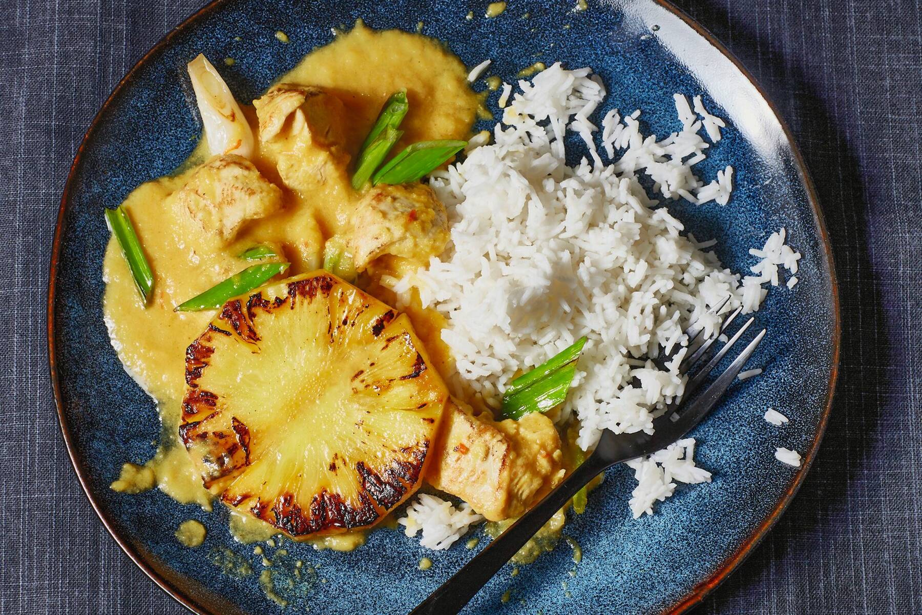 Hähnchencurry mit süßscharfer Ananas Rezept | Küchengötter Hähnchencurry mit süßscharfer Ananas Rezept | Küchengötter