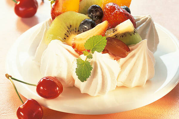 Baiser-Törtchen Rezept | Küchengötter Baiser-Törtchen Rezept | Küchengötter