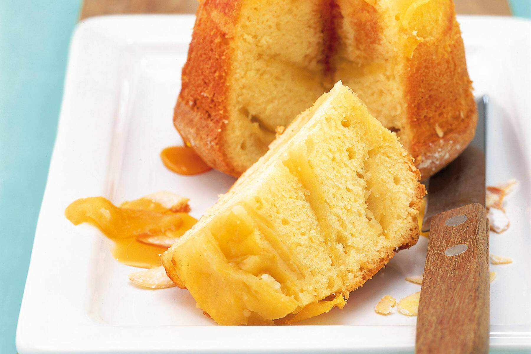 Apfelkuchen mit Schuss aus dem Glas Rezept | Küchengötter Apfelkuchen mit Schuss aus dem Glas Rezept | Küchengötter