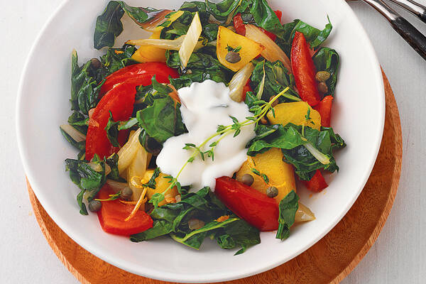 Mangold mit Tomaten, Kartoffeln und Kapern Rezept | Küchengötter Mangold mit Tomaten, Kartoffeln und Kapern Rezept | Küchengötter