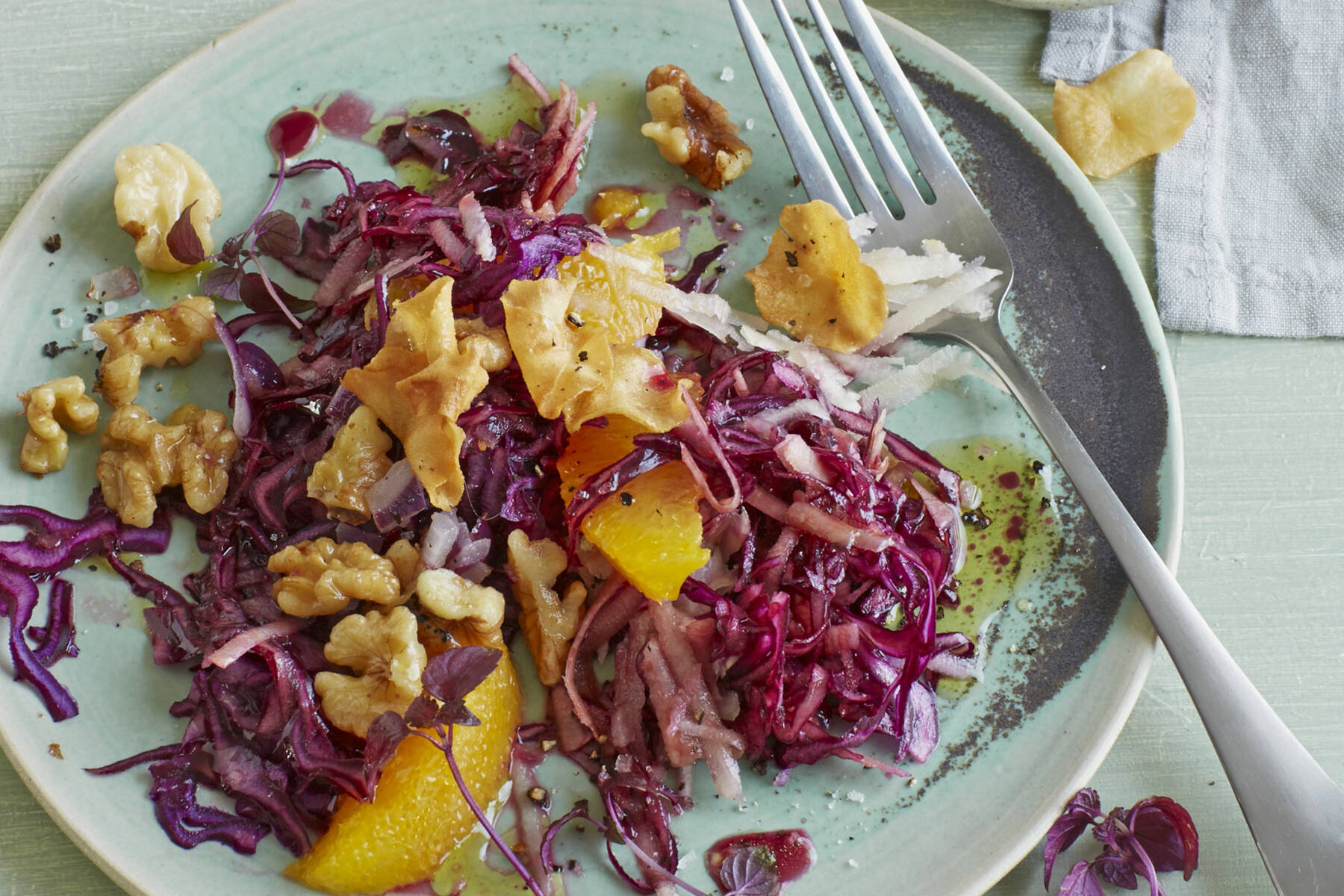 Rotkohlsalat mit Topinambur Rezept | Vollwert | Küchengötter