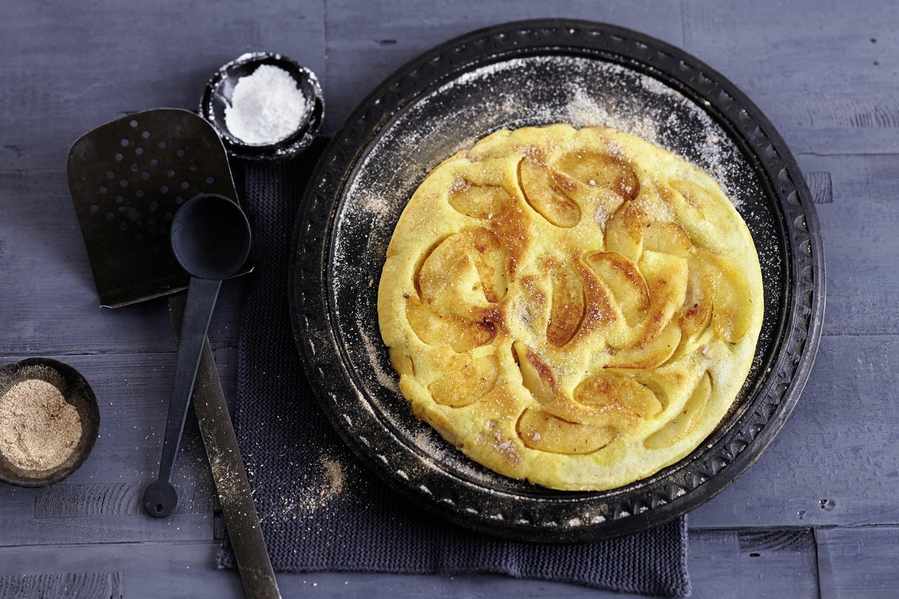 Deutscher Apfelpfannkuchen Deutscher Apfelpfannkuchen