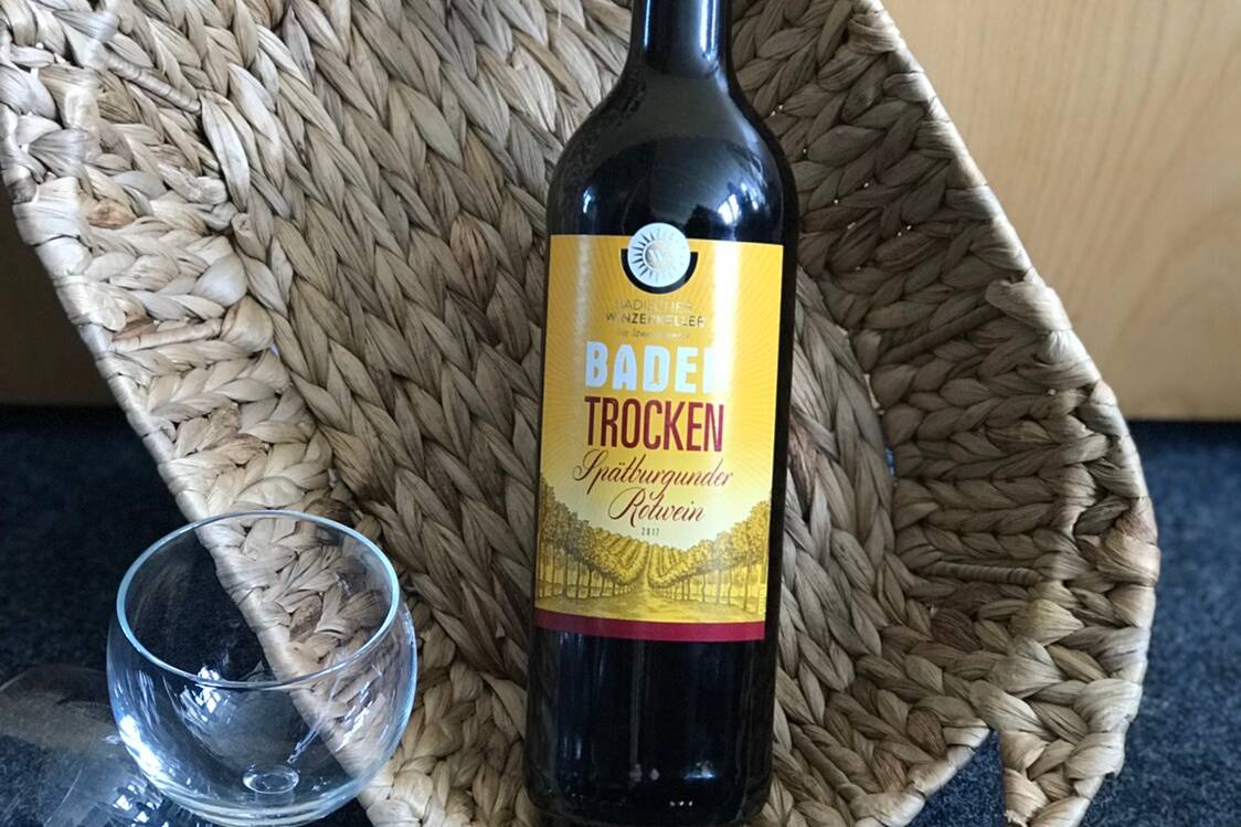 Die Redaktion testet Spätburgunder Rotwein aus der Sonnenlinie „Echt Baden“ Küchengötter